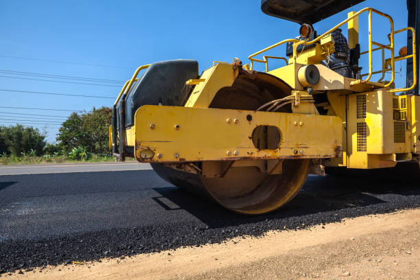Best Driveway Paving Contractor  in Hiller, PA